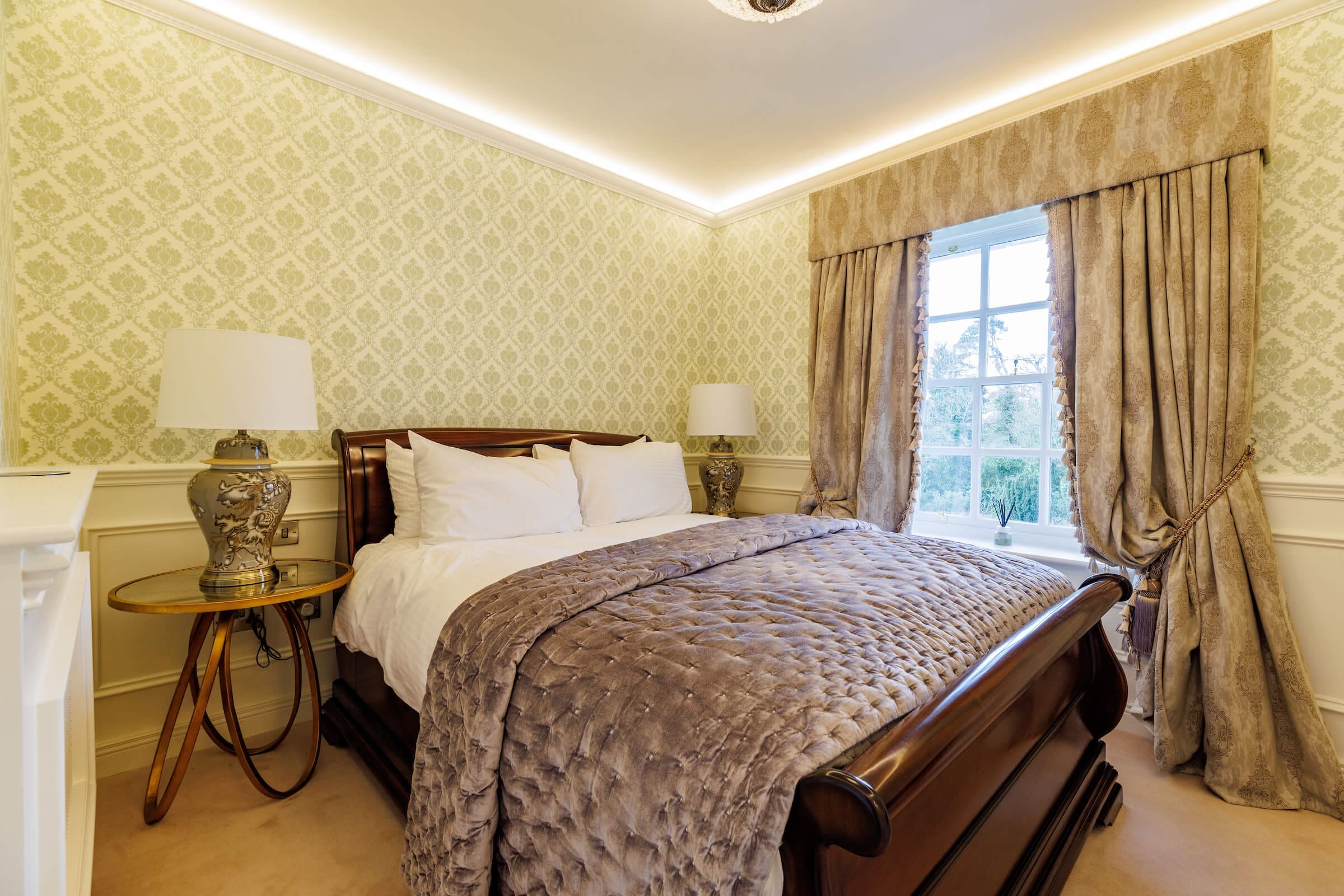 A stunning bedroom suite in Rochtaine Mansion.
