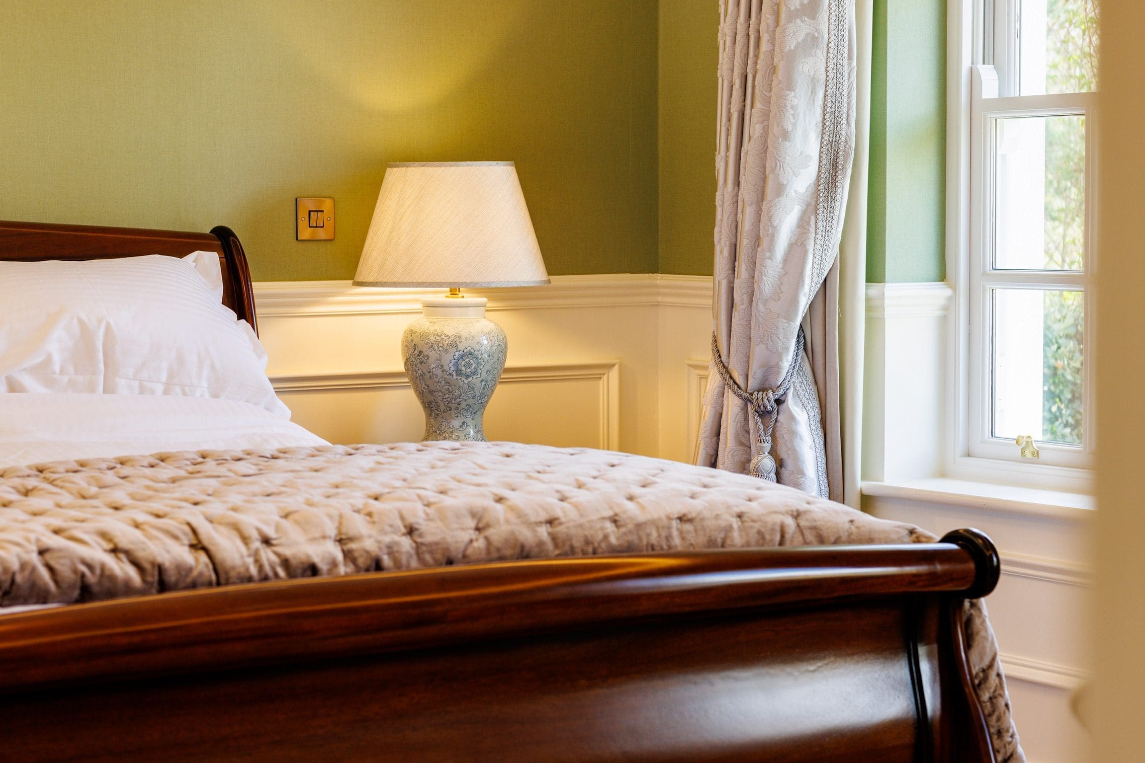 superking_bed_1000_thread_egyptian_cotton_sheets_curtains_rochtaine