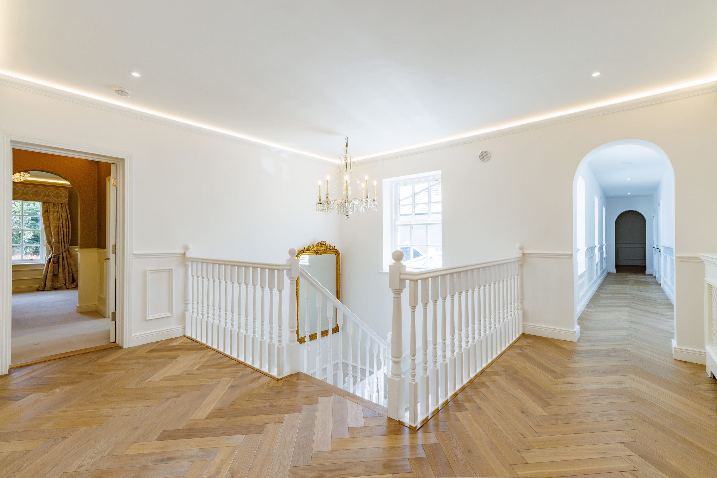 Upstairs landing hallway in Rochtaine country Mansion